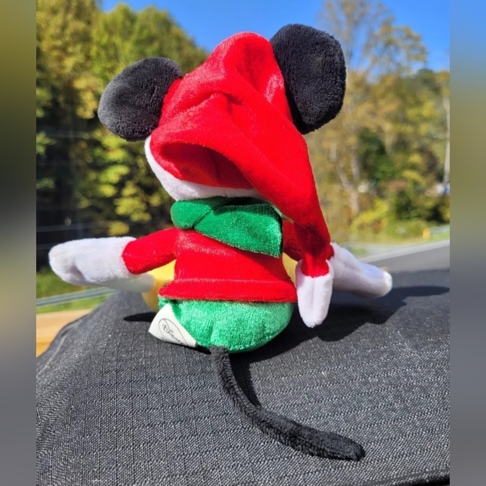 Mickey Mouse In Santa Hat DanDee Disney Plush Christmas Holiday Décor, Gift EUC - Picture 2 of 3